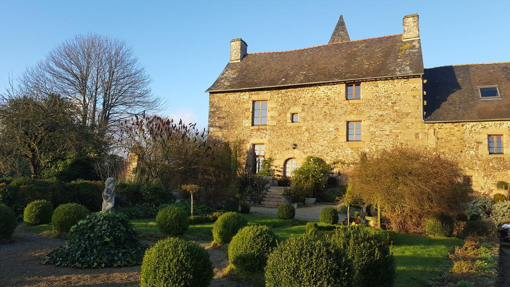 Manoir De La Branche Bed & Breakfast Maen Roch Exterior photo
