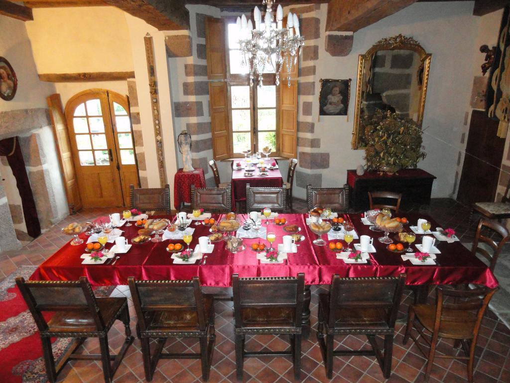 Manoir De La Branche Bed & Breakfast Maen Roch Exterior photo
