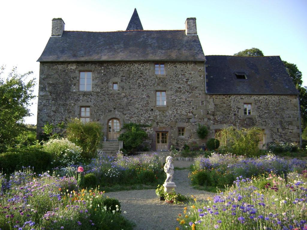 Manoir De La Branche Bed & Breakfast Maen Roch Exterior photo