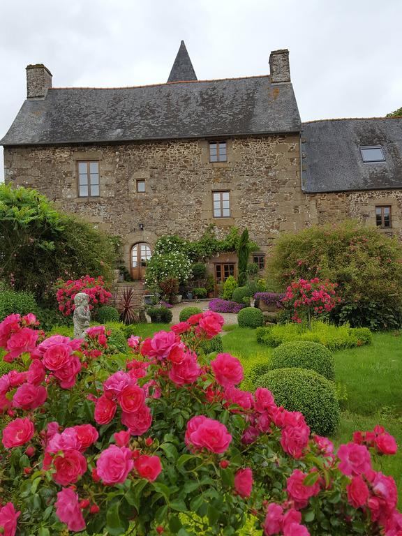 Manoir De La Branche Bed & Breakfast Maen Roch Exterior photo