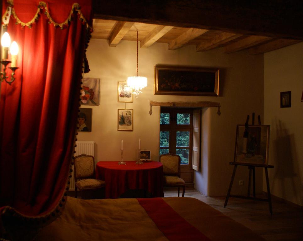 Manoir De La Branche Bed & Breakfast Maen Roch Exterior photo