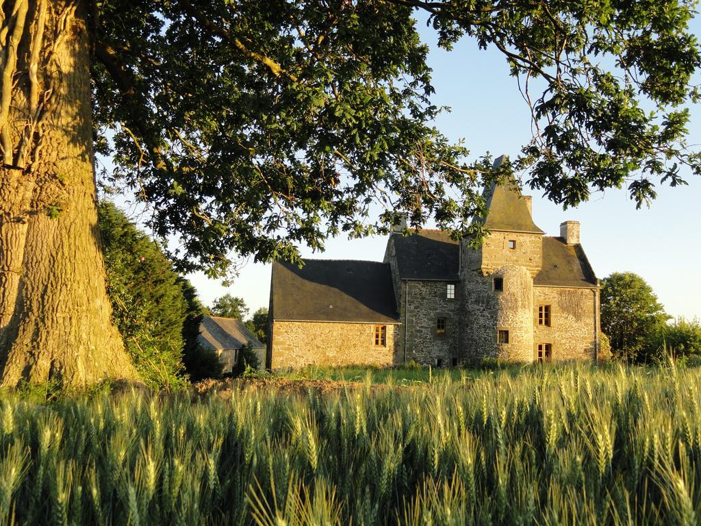 Manoir De La Branche Bed & Breakfast Maen Roch Exterior photo