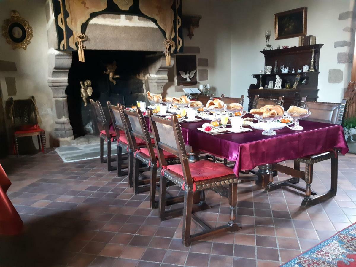 Manoir De La Branche Bed & Breakfast Maen Roch Exterior photo
